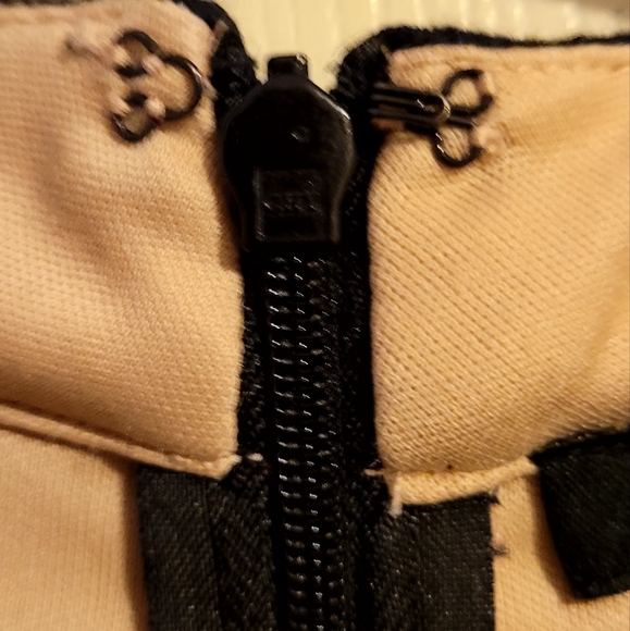 Modest midi - Picture 3 of 5